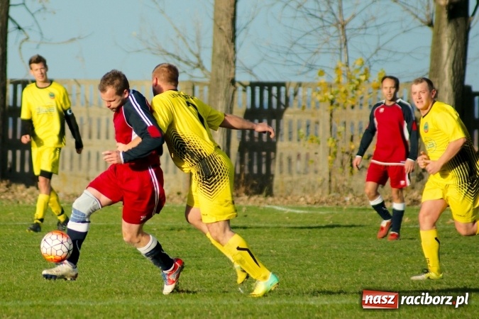 Zdjęcie w galerii na portalu naszraciborz.pl: Zwycięstwo rodziło się w bólach. Pomeczowe pretensje trenera Ocic wiadomości z regionu