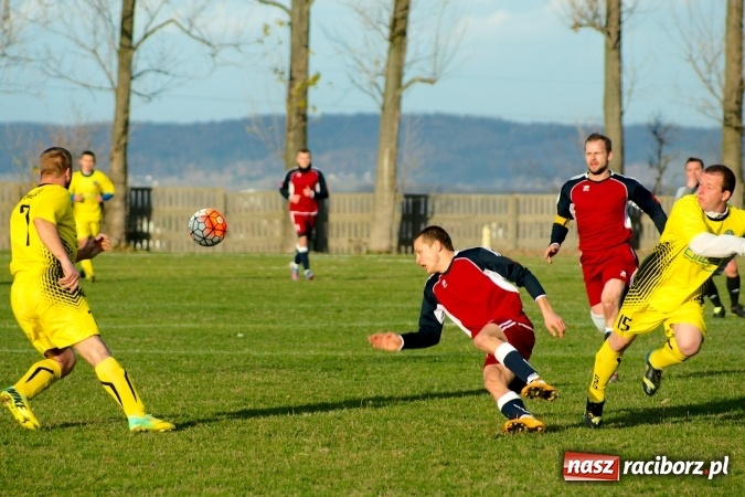 Zdjęcie w galerii na portalu naszraciborz.pl: Zwycięstwo rodziło się w bólach. Pomeczowe pretensje trenera Ocic wiadomości z regionu