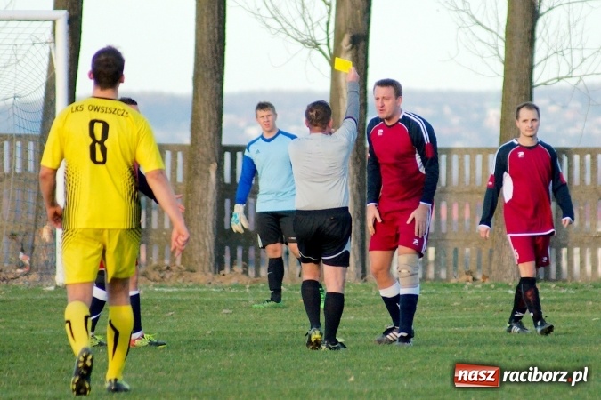 Zdjęcie w galerii na portalu naszraciborz.pl: Zwycięstwo rodziło się w bólach. Pomeczowe pretensje trenera Ocic wiadomości z regionu