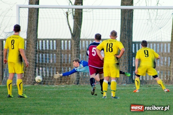 Zdjęcie w galerii na portalu naszraciborz.pl: Zwycięstwo rodziło się w bólach. Pomeczowe pretensje trenera Ocic wiadomości z regionu