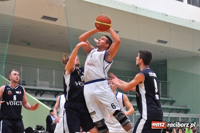 Zdjęcie w galerii na portalu naszraciborz.pl: Pierwsza wygrana Ofensywy w sezonie wiadomości z regionu