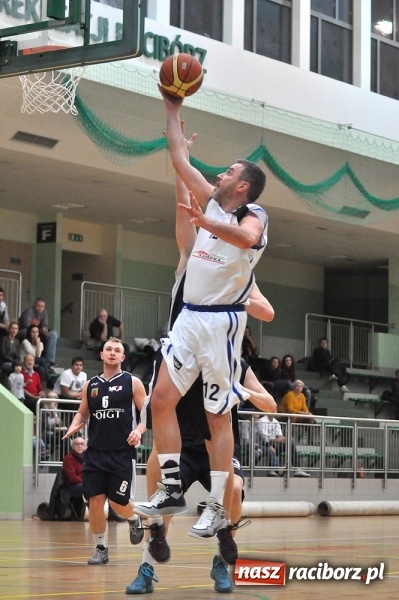 Zdjęcie w galerii na portalu naszraciborz.pl: Pierwsza wygrana Ofensywy w sezonie wiadomości z regionu