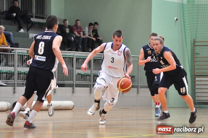 Zdjęcie w galerii na portalu naszraciborz.pl: Pierwsza wygrana Ofensywy w sezonie wiadomości z regionu