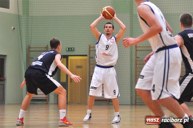 Zdjęcie w galerii na portalu naszraciborz.pl: Pierwsza wygrana Ofensywy w sezonie wiadomości z regionu