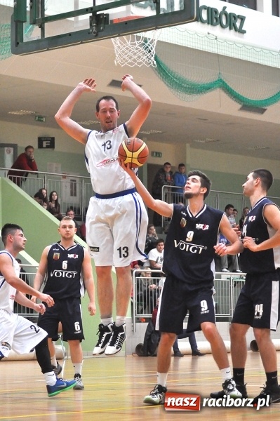 Zdjęcie w galerii na portalu naszraciborz.pl: Pierwsza wygrana Ofensywy w sezonie wiadomości z regionu