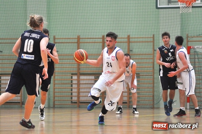 Zdjęcie w galerii na portalu naszraciborz.pl: Pierwsza wygrana Ofensywy w sezonie wiadomości z regionu