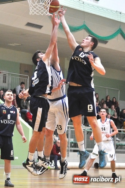 Zdjęcie w galerii na portalu naszraciborz.pl: Pierwsza wygrana Ofensywy w sezonie wiadomości z regionu