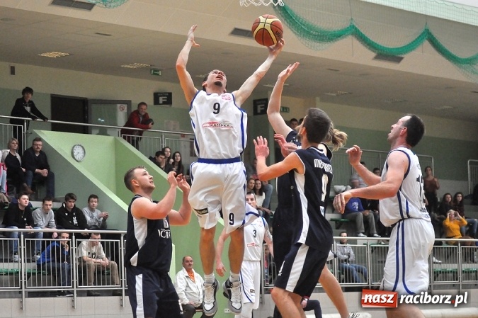 Zdjęcie w galerii na portalu naszraciborz.pl: Pierwsza wygrana Ofensywy w sezonie wiadomości z regionu