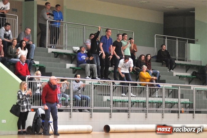 Zdjęcie w galerii na portalu naszraciborz.pl: Pierwsza wygrana Ofensywy w sezonie wiadomości z regionu