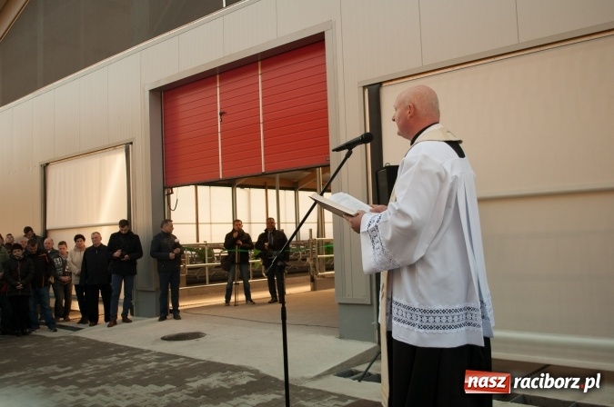 Zdjęcie w galerii na portalu naszraciborz.pl: Nowa obora na urodziny - w Budziskach otwarto najnowocześniejszą oborę na Śląsku wiadomości z regionu