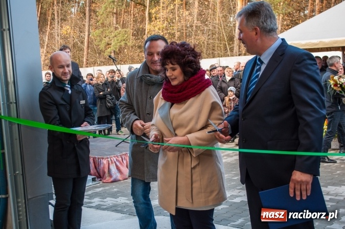 Zdjęcie w galerii na portalu naszraciborz.pl: Nowa obora na urodziny - w Budziskach otwarto najnowocześniejszą oborę na Śląsku wiadomości z regionu