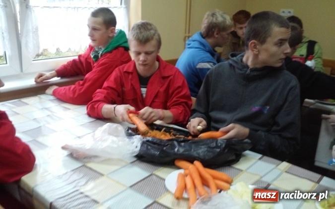 Zdjęcie w galerii na portalu naszraciborz.pl: MOW Rudy - Europejski Dzień Zdrowego Jedzenia wiadomości z regionu