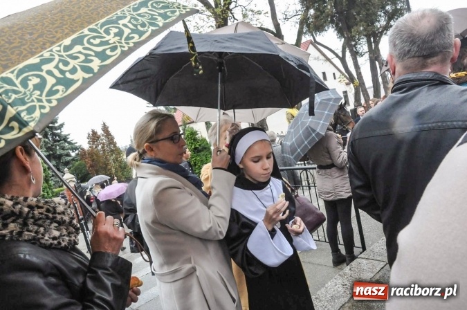 Zdjęcie w galerii na portalu naszraciborz.pl: Święty Marcin, święci Pańscy i słodkie rogale wiadomości z regionu