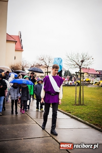 Zdjęcie w galerii na portalu naszraciborz.pl: Święty z wyobraźnią miłosierdzia w Samborowicach wiadomości z regionu