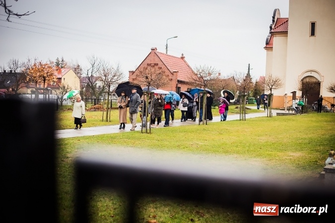 Zdjęcie w galerii na portalu naszraciborz.pl: Święty z wyobraźnią miłosierdzia w Samborowicach wiadomości z regionu