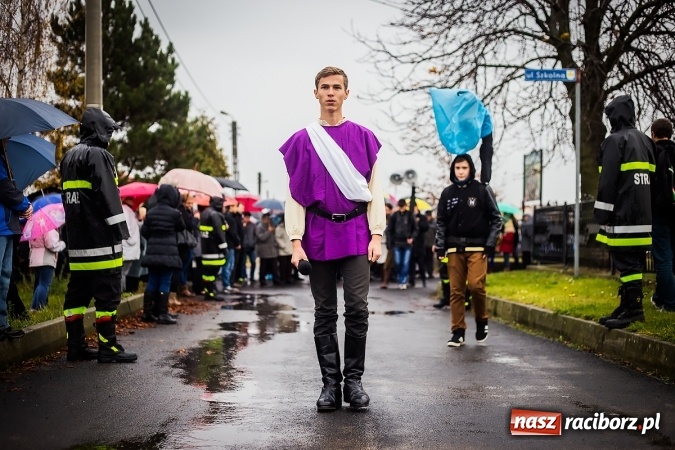 Zdjęcie w galerii na portalu naszraciborz.pl: Święty z wyobraźnią miłosierdzia w Samborowicach wiadomości z regionu