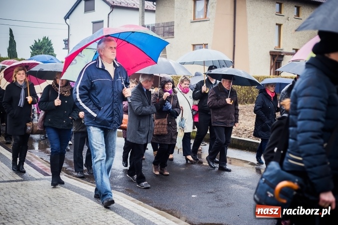 Zdjęcie w galerii na portalu naszraciborz.pl: Święty z wyobraźnią miłosierdzia w Samborowicach wiadomości z regionu