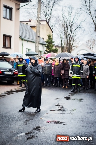 Zdjęcie w galerii na portalu naszraciborz.pl: Święty z wyobraźnią miłosierdzia w Samborowicach wiadomości z regionu