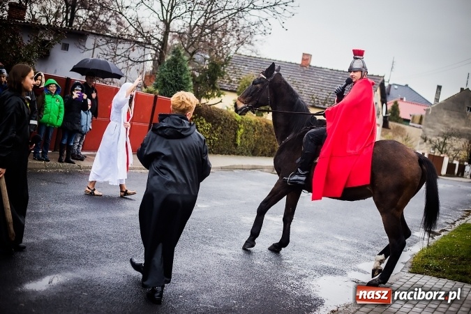 Zdjęcie w galerii na portalu naszraciborz.pl: Święty z wyobraźnią miłosierdzia w Samborowicach wiadomości z regionu