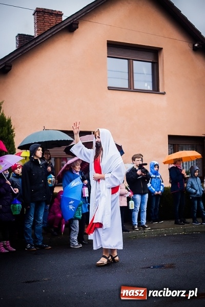 Zdjęcie w galerii na portalu naszraciborz.pl: Święty z wyobraźnią miłosierdzia w Samborowicach wiadomości z regionu