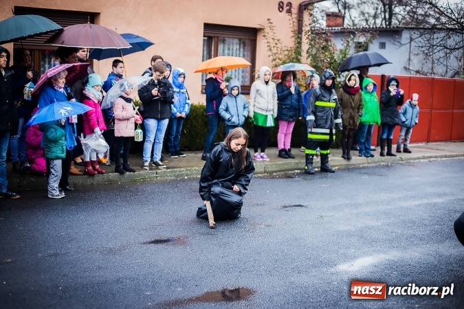 Zdjęcie w galerii na portalu naszraciborz.pl: Święty z wyobraźnią miłosierdzia w Samborowicach wiadomości z regionu