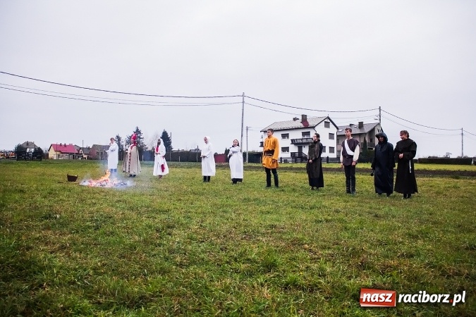 Zdjęcie w galerii na portalu naszraciborz.pl: Święty z wyobraźnią miłosierdzia w Samborowicach wiadomości z regionu