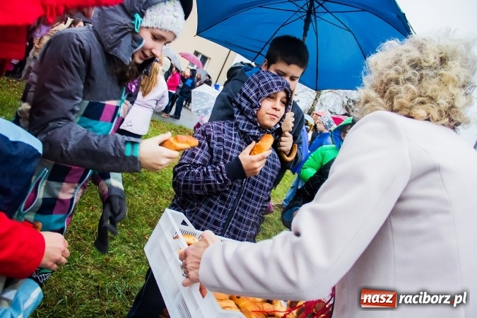 Zdjęcie w galerii na portalu naszraciborz.pl: Święty z wyobraźnią miłosierdzia w Samborowicach wiadomości z regionu