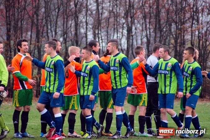 Zdjęcie w galerii na portalu naszraciborz.pl: B klasa: Bezbarwny pojedynek na remis wiadomości z regionu