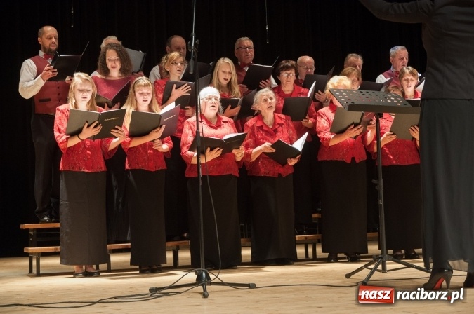Zdjęcie w galerii na portalu naszraciborz.pl: Grand Prix dla ch&oacute;ru Cantabile z Dobrzenia Wielkiego na XXV Festiwalu Pieśni Ch&oacute;ralnej do sł&oacute;w J. von Eichendorffa wiadomości z regionu