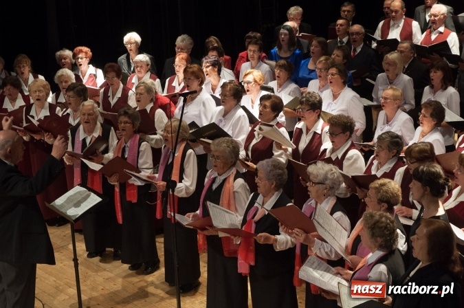 Zdjęcie w galerii na portalu naszraciborz.pl: Grand Prix dla ch&oacute;ru Cantabile z Dobrzenia Wielkiego na XXV Festiwalu Pieśni Ch&oacute;ralnej do sł&oacute;w J. von Eichendorffa wiadomości z regionu