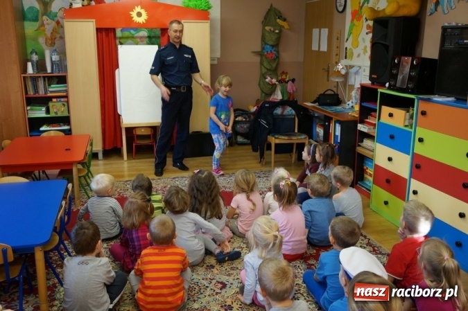 Zdjęcie w galerii na portalu naszraciborz.pl: Przedszkolaki z Rudnika wiedzą, jak się bezpiecznie bawić wiadomości z regionu