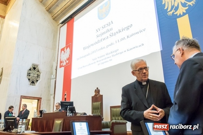Zdjęcie w galerii na portalu naszraciborz.pl: Wsp&oacute;lnym głosem za czystym powietrzem - o smogu na sesji sejmiku wiadomości z regionu