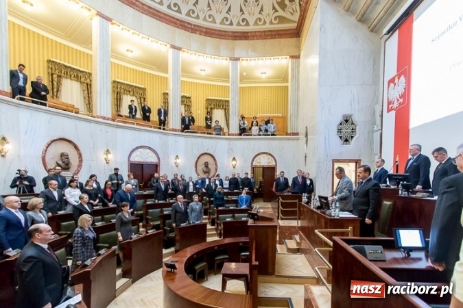 Zdjęcie w galerii na portalu naszraciborz.pl: Wsp&oacute;lnym głosem za czystym powietrzem - o smogu na sesji sejmiku wiadomości z regionu