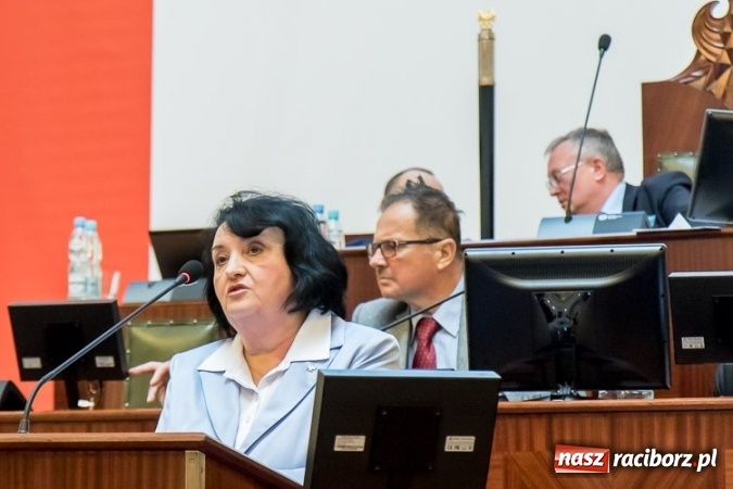 Zdjęcie w galerii na portalu naszraciborz.pl: Wsp&oacute;lnym głosem za czystym powietrzem - o smogu na sesji sejmiku wiadomości z regionu