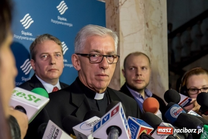 Zdjęcie w galerii na portalu naszraciborz.pl: Wsp&oacute;lnym głosem za czystym powietrzem - o smogu na sesji sejmiku wiadomości z regionu