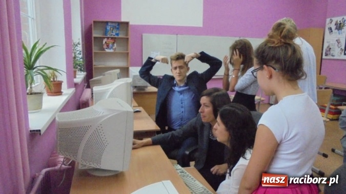 Zdjęcie w galerii na portalu naszraciborz.pl: Gimnazjum nr 5 wygrało w ogólnopolskim konkursie Igrzyska Mistrzów Kodowania wiadomości z regionu