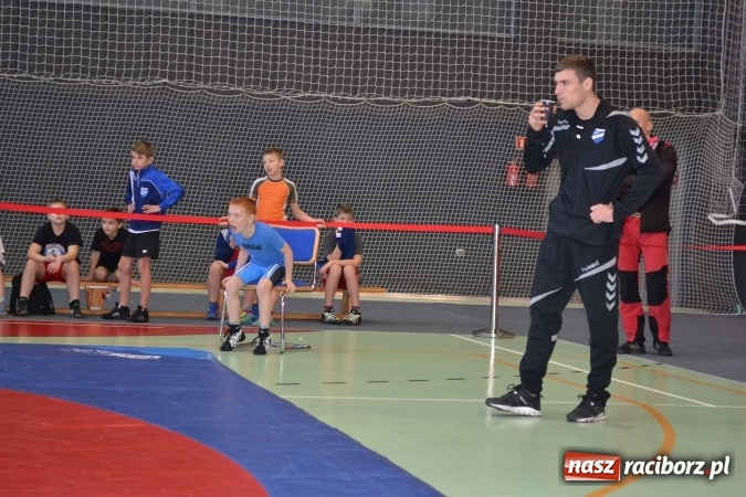 Zdjęcie w galerii na portalu naszraciborz.pl: 36 medali zapaśników MKZ Unia Racibórz na zawodach w Bieruniu wiadomości z regionu