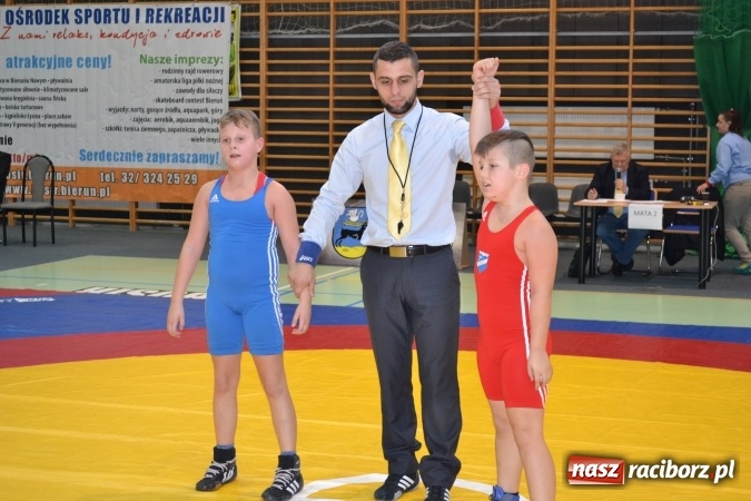 Zdjęcie w galerii na portalu naszraciborz.pl: 36 medali zapaśników MKZ Unia Racibórz na zawodach w Bieruniu wiadomości z regionu