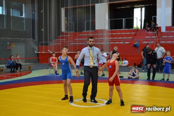 Zdjęcie w galerii na portalu naszraciborz.pl: 36 medali zapaśników MKZ Unia Racibórz na zawodach w Bieruniu wiadomości z regionu