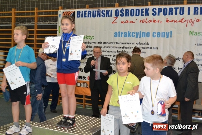 Zdjęcie w galerii na portalu naszraciborz.pl: 36 medali zapaśników MKZ Unia Racibórz na zawodach w Bieruniu wiadomości z regionu