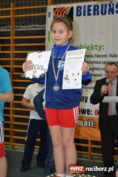 Zdjęcie w galerii na portalu naszraciborz.pl: 36 medali zapaśników MKZ Unia Racibórz na zawodach w Bieruniu wiadomości z regionu