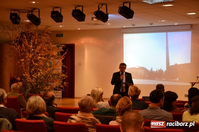 Zdjęcie w galerii na portalu naszraciborz.pl: Tak czy Nie dla elektrowni wiatrowych – konferencja na zamku  wiadomości z regionu