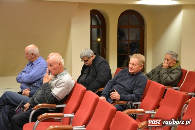 Zdjęcie w galerii na portalu naszraciborz.pl: Tak czy Nie dla elektrowni wiatrowych – konferencja na zamku  wiadomości z regionu