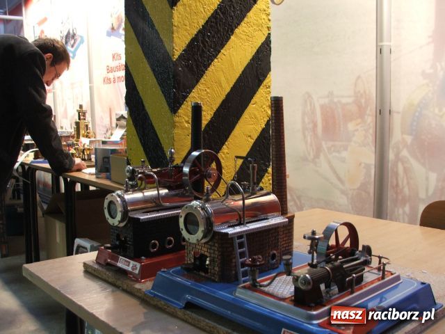 Zdjęcie w galerii na portalu naszraciborz.pl: Maszyny parowe w miniaturze wiadomości z regionu