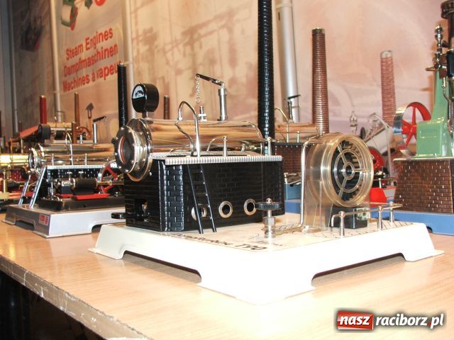 Zdjęcie w galerii na portalu naszraciborz.pl: Maszyny parowe w miniaturze wiadomości z regionu