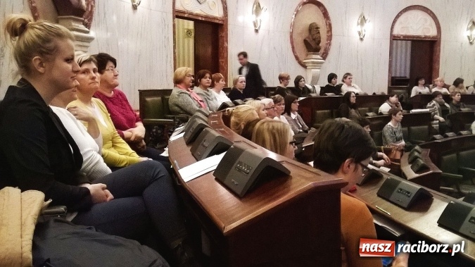 Zdjęcie w galerii na portalu naszraciborz.pl: Katowicka premiera raciborskiego filmu wiadomości z regionu