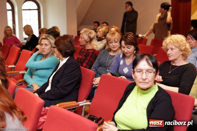 Zdjęcie w galerii na portalu naszraciborz.pl: Prelekcja Anny Marii Wesołowskiej na Zamku Piastowskim wiadomości z regionu