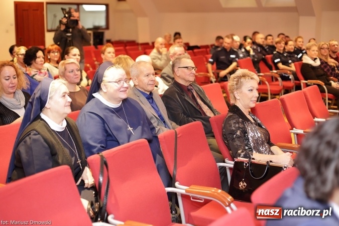Zdjęcie w galerii na portalu naszraciborz.pl: Prelekcja Anny Marii Wesołowskiej na Zamku Piastowskim wiadomości z regionu