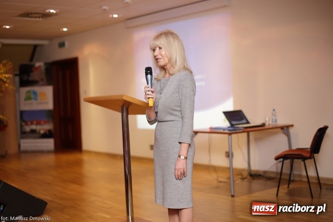 Zdjęcie w galerii na portalu naszraciborz.pl: Prelekcja Anny Marii Wesołowskiej na Zamku Piastowskim wiadomości z regionu