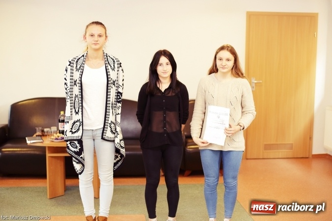 Zdjęcie w galerii na portalu naszraciborz.pl: Gmina Rudnik nagrodziła za osiągnięcia sportowe, promocję szkoły i gminy wiadomości z regionu